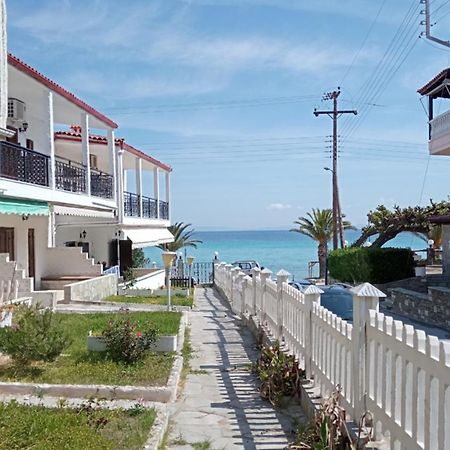 Hippocampus Beach House Полихроно Экстерьер фото