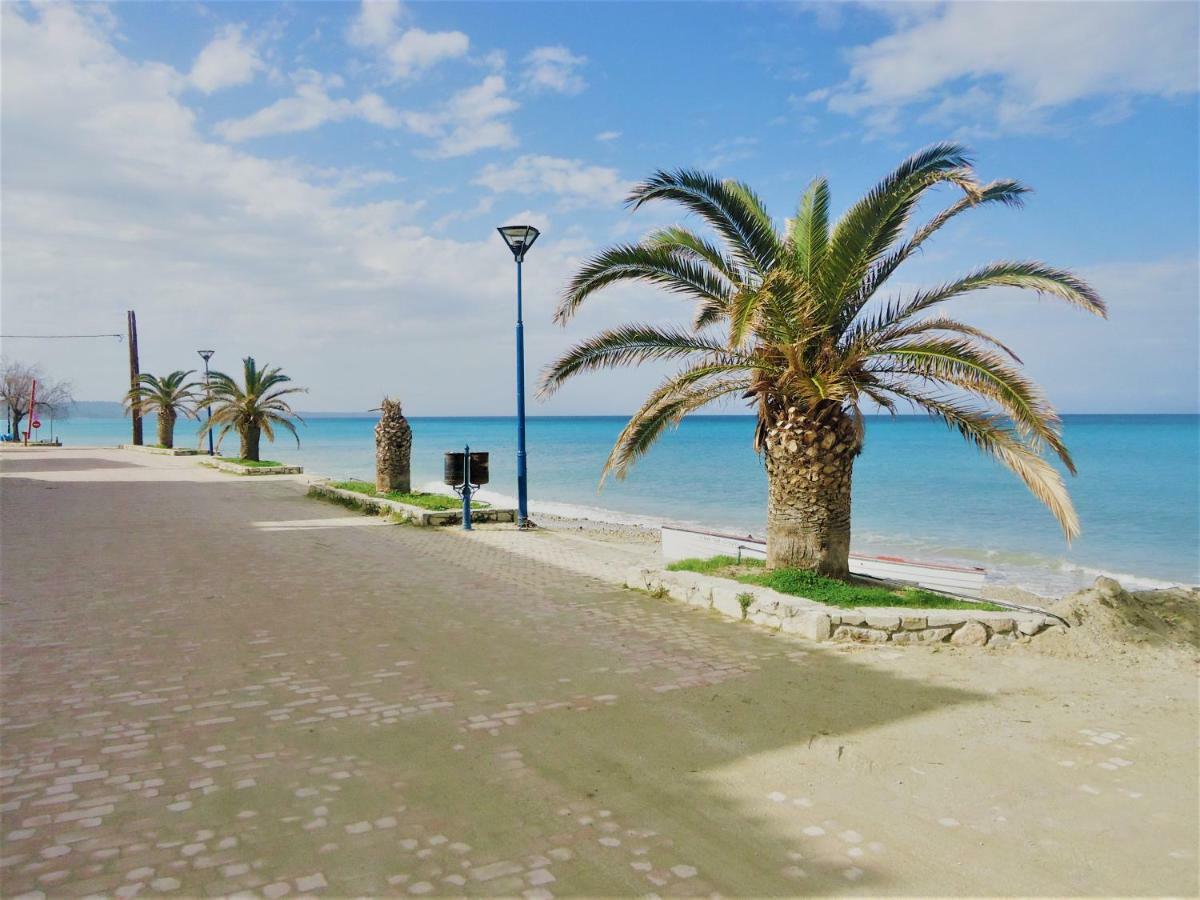 Hippocampus Beach House Полихроно Экстерьер фото