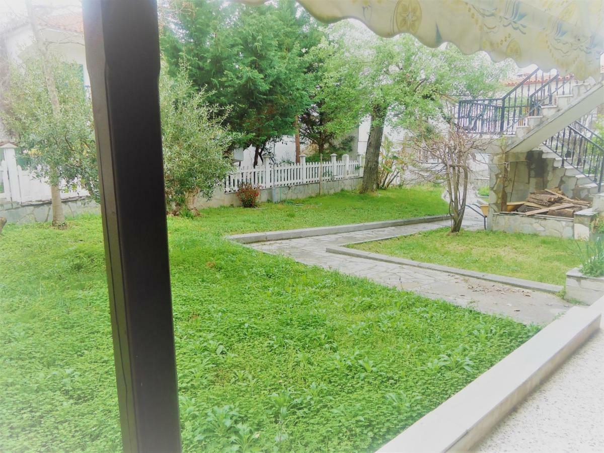 Hippocampus Beach House Полихроно Экстерьер фото